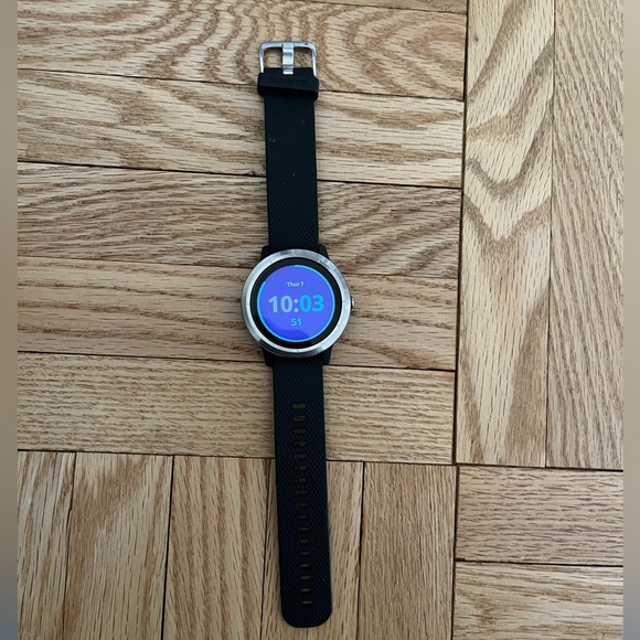 garmin Other - Garlic Vivoactive 3 GPS Smartwatch